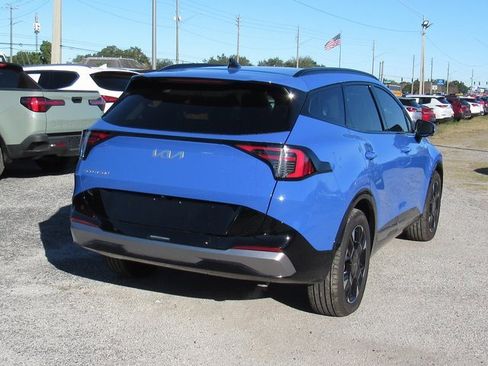 Used 2026 Kia Sportage SX image 4