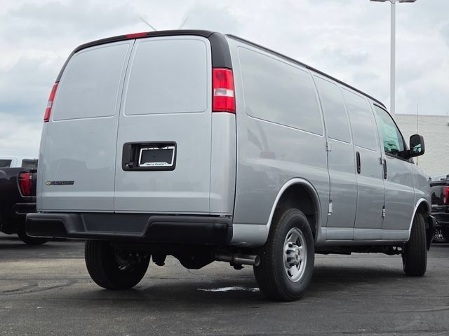 New 2026 Chevrolet Express 2500 w/ Driver Convenience Package RWD image 11