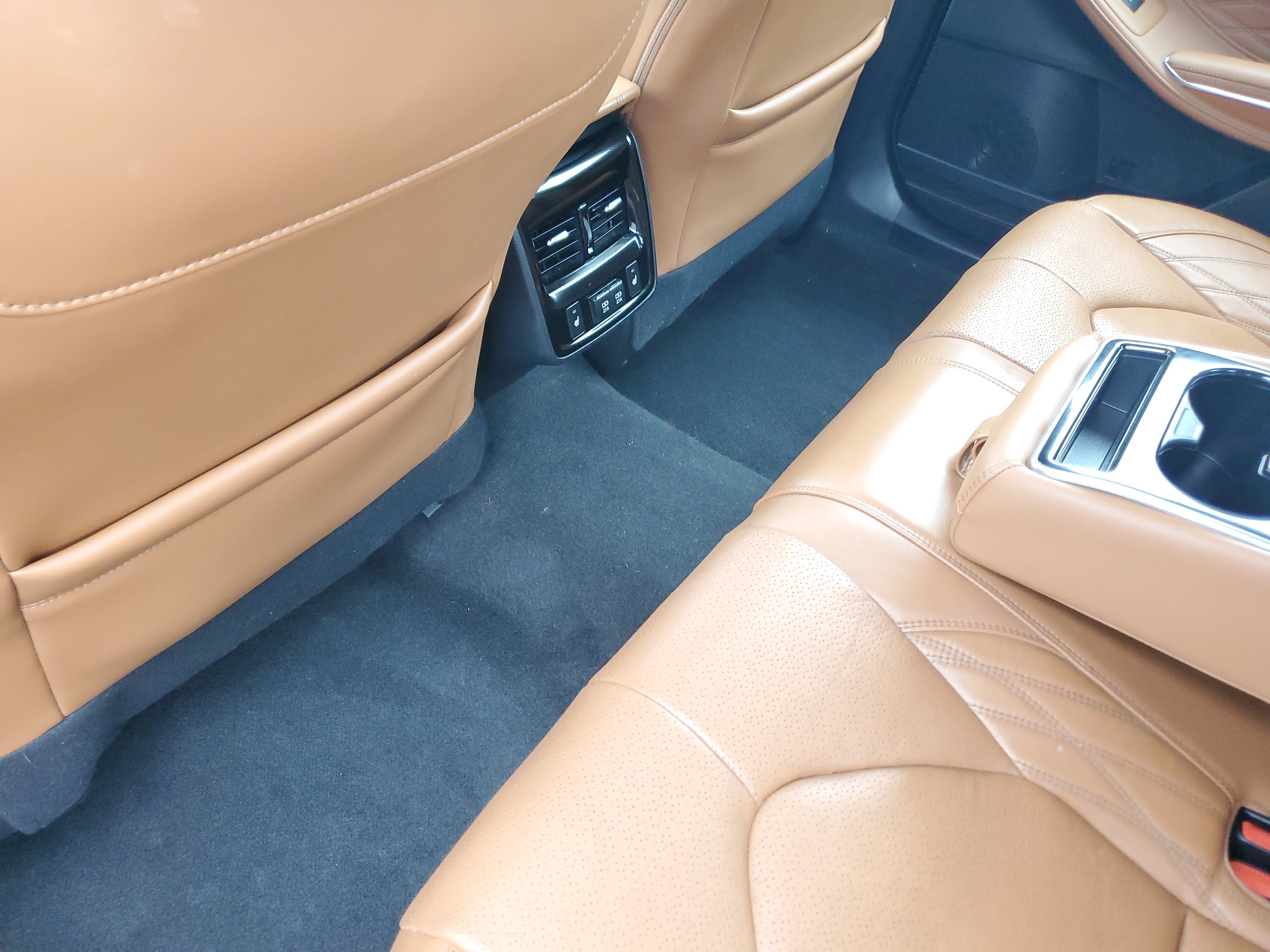 Certified 2020 Toyota Avalon Limited w/ Advanced Safety Package FWD image 13