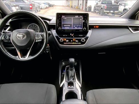 Used 2022 Toyota Corolla SE image 15