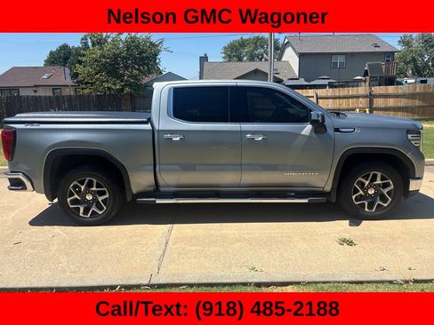 Used 2023 GMC Sierra 1500 SLT AWD/4WD image 4