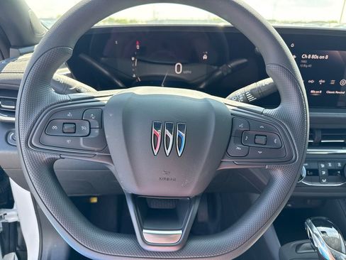 New 2026 Buick Envista Preferred FWD image 18