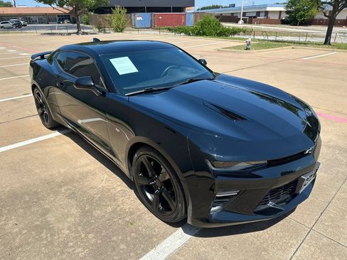 Used 2016 Chevrolet Camaro SS RWD image 5