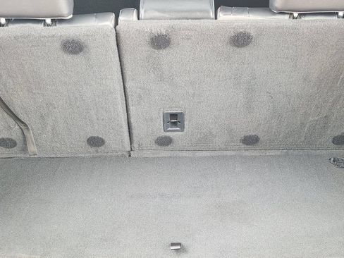 Used 2023 Toyota Highlander XLE AWD/4WD image 21