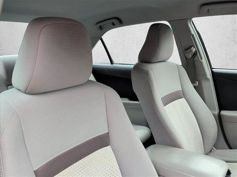 Used 2014 Toyota Camry LE FWD image 22