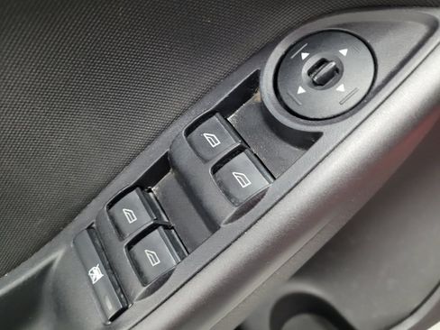 Used 2017 Ford Focus SEL FWD image 27