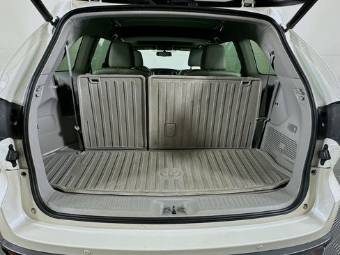 Used 2016 Toyota Highlander Limited image 31