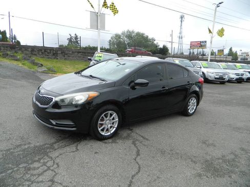 Used 2016 Kia Forte LX FWD image 4