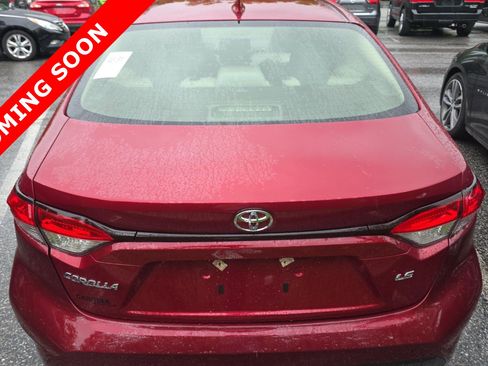 Used 2022 Toyota Corolla LE FWD image 5