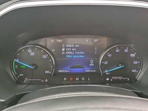 Used 2022 Ford Escape SE FWD image 25