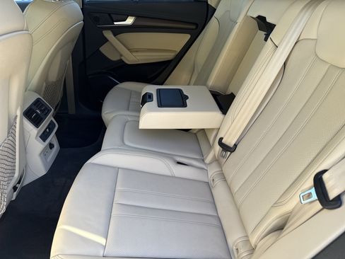 Used 2022 Audi Q5 2.0T Premium Plus image 21