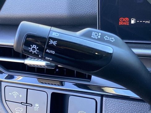 New 2026 Kia Sportage SX FWD image 35