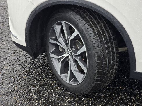 Used 2023 Acura MDX SH-AWD w/ Technology Package image 27