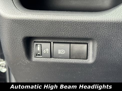 Used 2024 Toyota RAV4 LE image 5