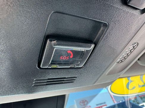Certified 2023 Toyota Camry SE FWD image 33