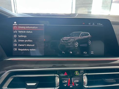 Used 2021 BMW X5 xDrive40i w/ Convenience Package image 59