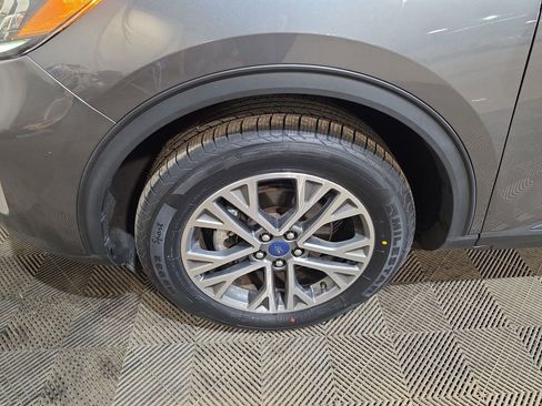Used 2022 Ford Escape SEL AWD/4WD image 18