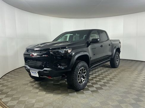 New 2026 Chevrolet Colorado ZR2 w/ Technology Package AWD/4WD image 3