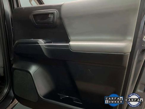 Used 2022 Toyota Tacoma SR image 69