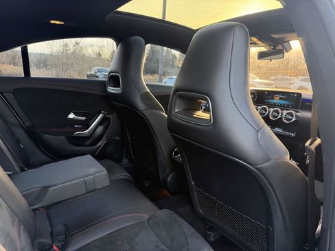 Used 2020 Mercedes-Benz CLA 35 AMG 4MATIC image 34