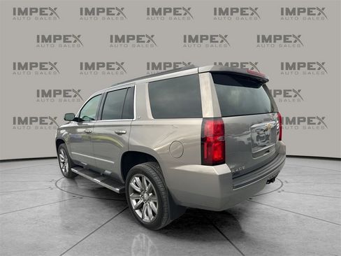 Used 2017 Chevrolet Tahoe LT w/ LT Signature Package image 3