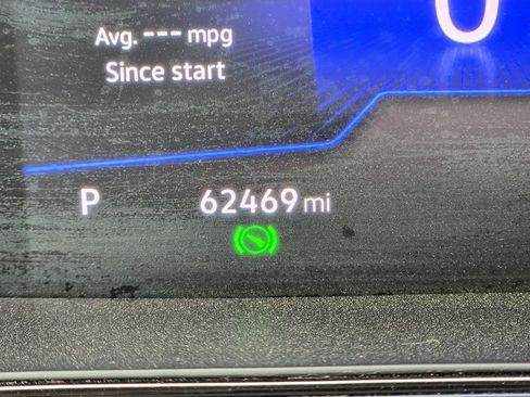 Used 2022 Volkswagen Taos SE image 28