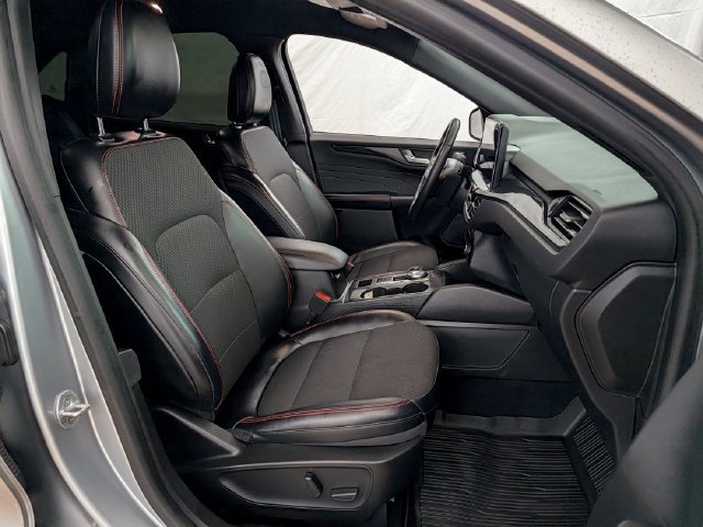Certified 2023 Ford Escape ST-Line Elite AWD/4WD image 21
