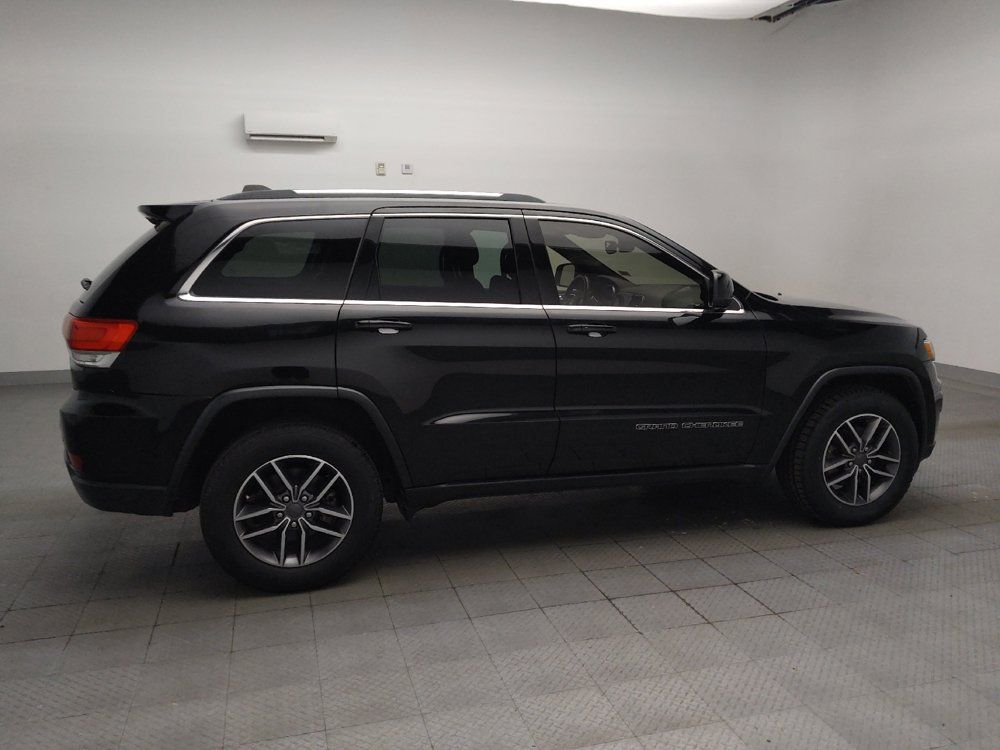 Used 2019 Jeep Grand Cherokee Laredo w/ Laredo X Package RWD image 11