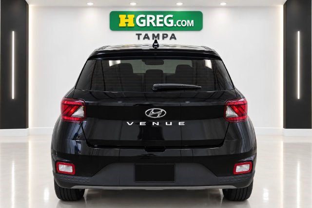 Used 2026 Hyundai Venue SE FWD image 8