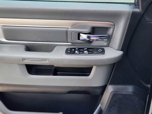 Used 2018 RAM 2500 SLT image 21