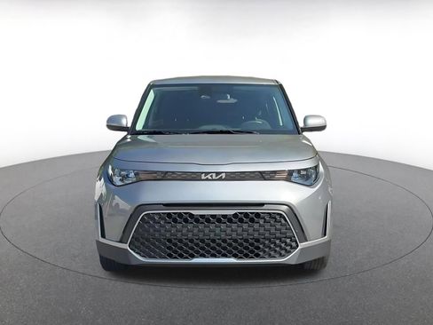 Used 2025 Kia Soul LX w/ LX Technology Package image 4