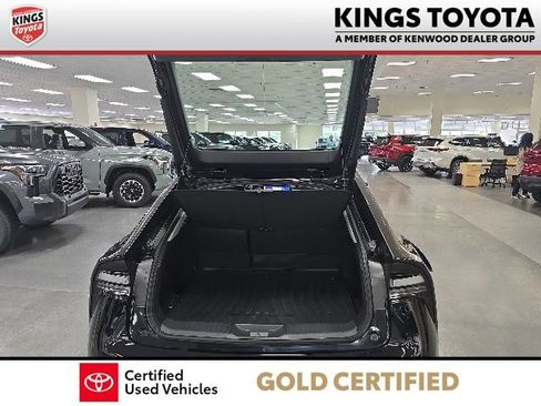 Certified 2024 Toyota Prius Prime Premium w/ Advanced Technology Package FWD image 11