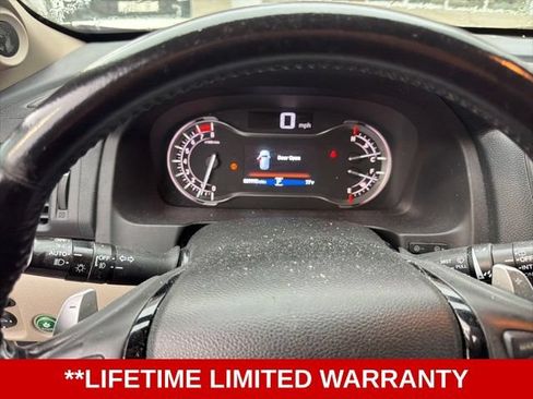 Used 2018 Honda Pilot Touring image 3