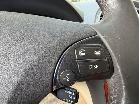 Used 2011 Lexus ES 350 FWD image 20