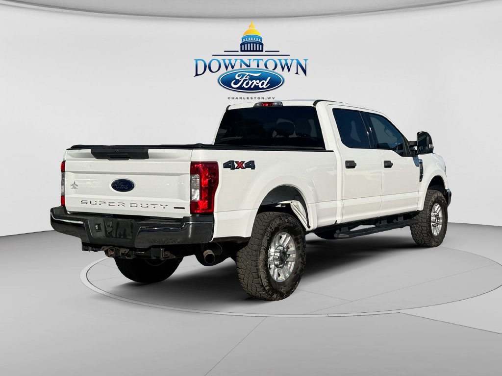 Used 2019 Ford F250 XLT w/ Snow Plow Prep Package AWD/4WD image 3