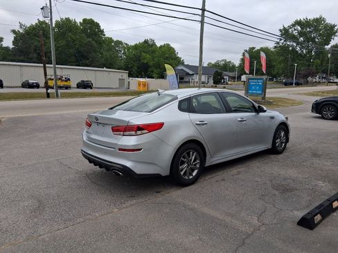 Used 2020 Kia Optima LX FWD image 1