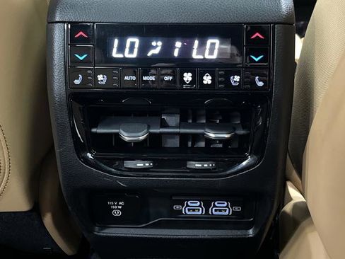 Used 2023 Jeep Grand Cherokee L Summit image 37