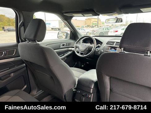 Used 2018 Ford Explorer XLT image 68