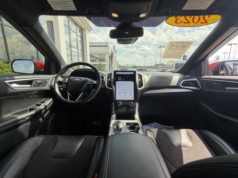 Used 2023 Ford Edge ST AWD/4WD image 28