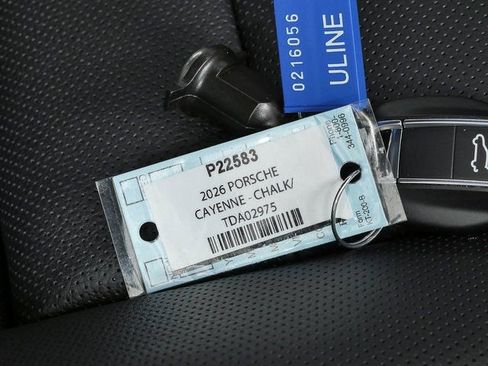 New 2026 Porsche Cayenne AWD image 39