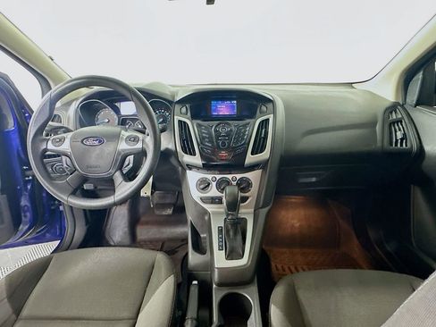 Used 2012 Ford Focus SE FWD image 3