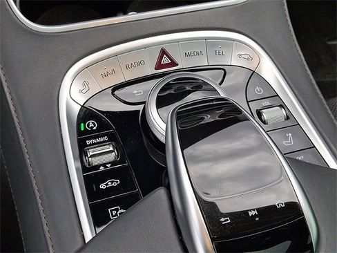 Used 2019 Mercedes-Benz S 560 Sedan image 11