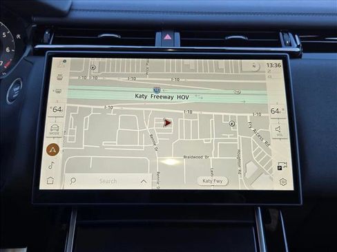 New 2026 Land Rover Range Rover Velar Dynamic SE image 13