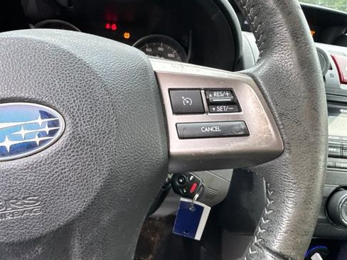 Used 2014 Subaru Forester 2.5i Limited AWD/4WD image 6