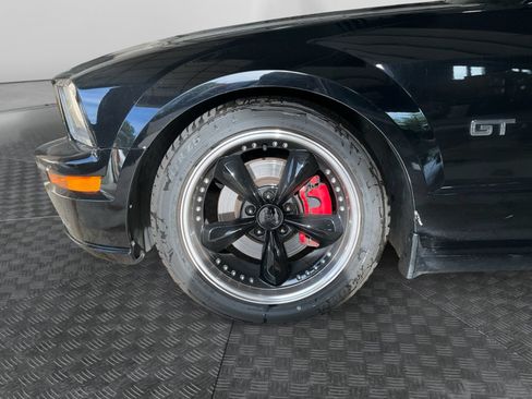 Used 2007 Ford Mustang GT RWD image 14