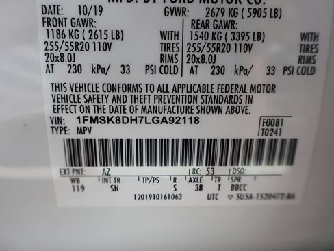 Used 2020 Ford Explorer XLT w/ Equipment Group 202A AWD/4WD image 41
