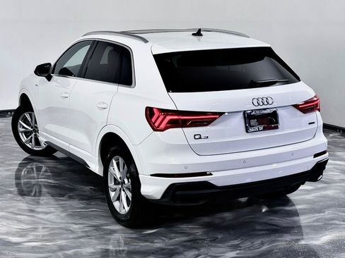 Used 2023 Audi Q3 2.0T Premium w/ Convenience Package AWD/4WD image 12