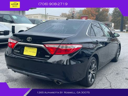 Used 2015 Toyota Camry XSE FWD image 8