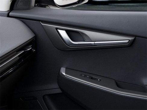 New 2025 Kia EV6 Wind image 25