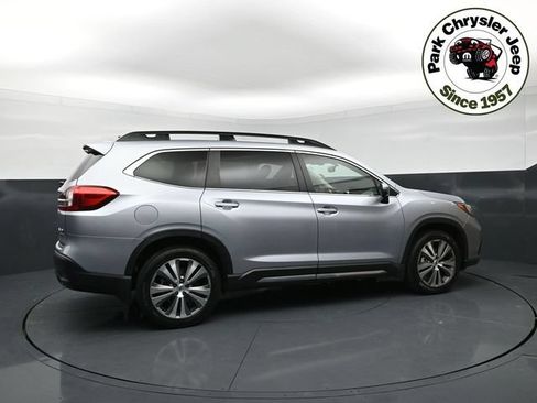 Used 2022 Subaru Ascent Limited w/ Technology Package AWD/4WD image 6